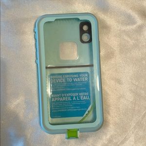 Lifeproof frē series waterproof case for iPhone XR